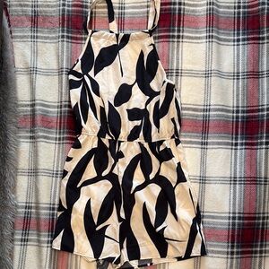 SHEIN Black and Cream Leaf Print Romper